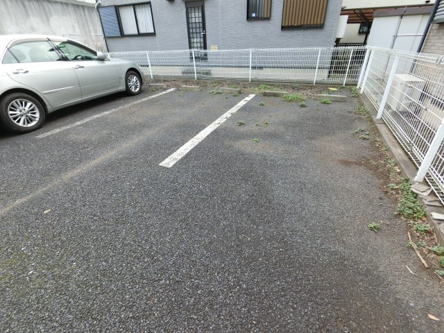 【駐車場】