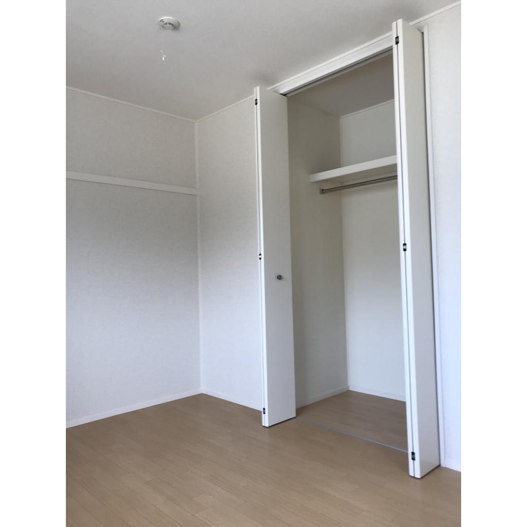 グランディール山手　Bの収納