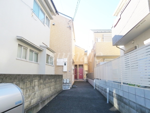 ＶＩＬＬＥＴＴＡ　ＰＬＵＭＡＳのエントランス|こちらが入口です☆