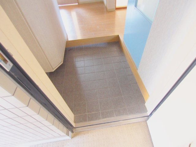 広島市安芸区矢野西４丁目の賃貸マンションの玄関