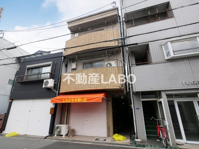 じんともす照が丘の外観
