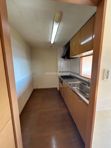 あま市甚目寺飛殿の中古マンションのキッチン