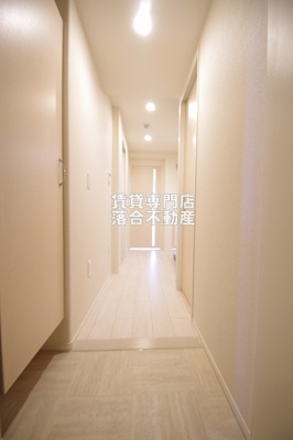 【玄関】 | モリオンパレス | 落ち着いた玄関♪