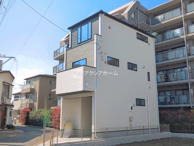 所沢市北有楽町・全1棟　新築一戸建　～眺望良好な3階建～