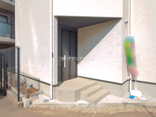 所沢市北有楽町・全1棟　新築一戸建　～眺望良好な3階建～の玄関|現地写真（2026年3月24日撮影）