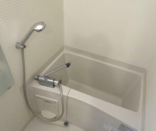 ドミールＫ西荻南の浴室