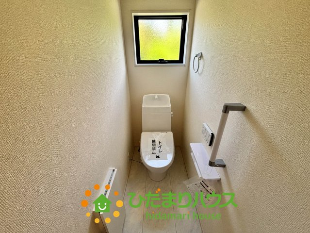 加須市日出安　新築一戸建て　01　リーブルガーデンのトイレ|１階のトイレになります。