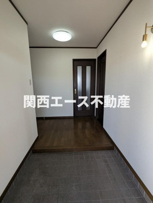 【玄関】 | サイレンスハイム