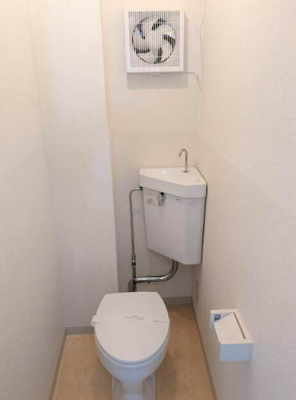 【トイレ】 | 遠藤ビル | ゆったりとした空間のトイレです