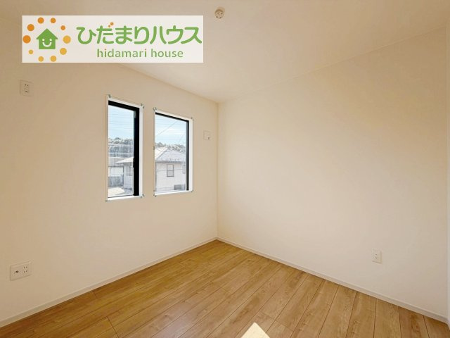 【洋室】 | 我孫子市つくし野11期　新築戸建 | バルコニーに面している居室なので、自然と光が差し込みます♪