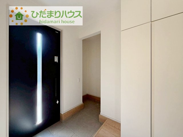 【玄関】 | 我孫子市つくし野11期　新築戸建 | 家族の靴をたっぷり収納！大型シューズクローゼット付き(^^♪