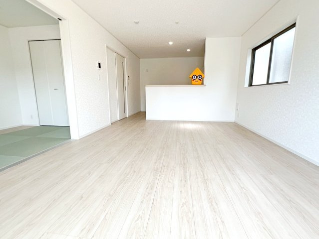 焼津市南小川　第1／の居間・リビング