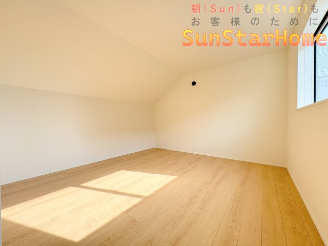 【サンスターホーム】瑞穂町殿ヶ谷　省エネ新築戸建1号棟の洋室