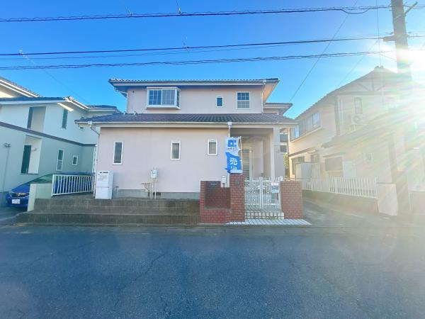 取手市桜が丘2丁目　中古戸建の外観|【リフォーム中1/19更新】外壁と屋根の塗装を行います。