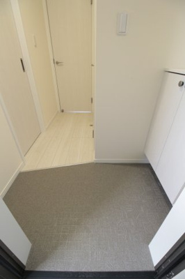 【玄関】 | コモイルソーレ弁天