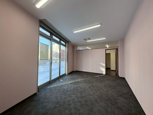 北大通8丁目貸店舗・事務所の内装