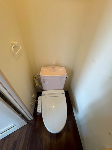 北大通8丁目貸店舗・事務所のトイレ