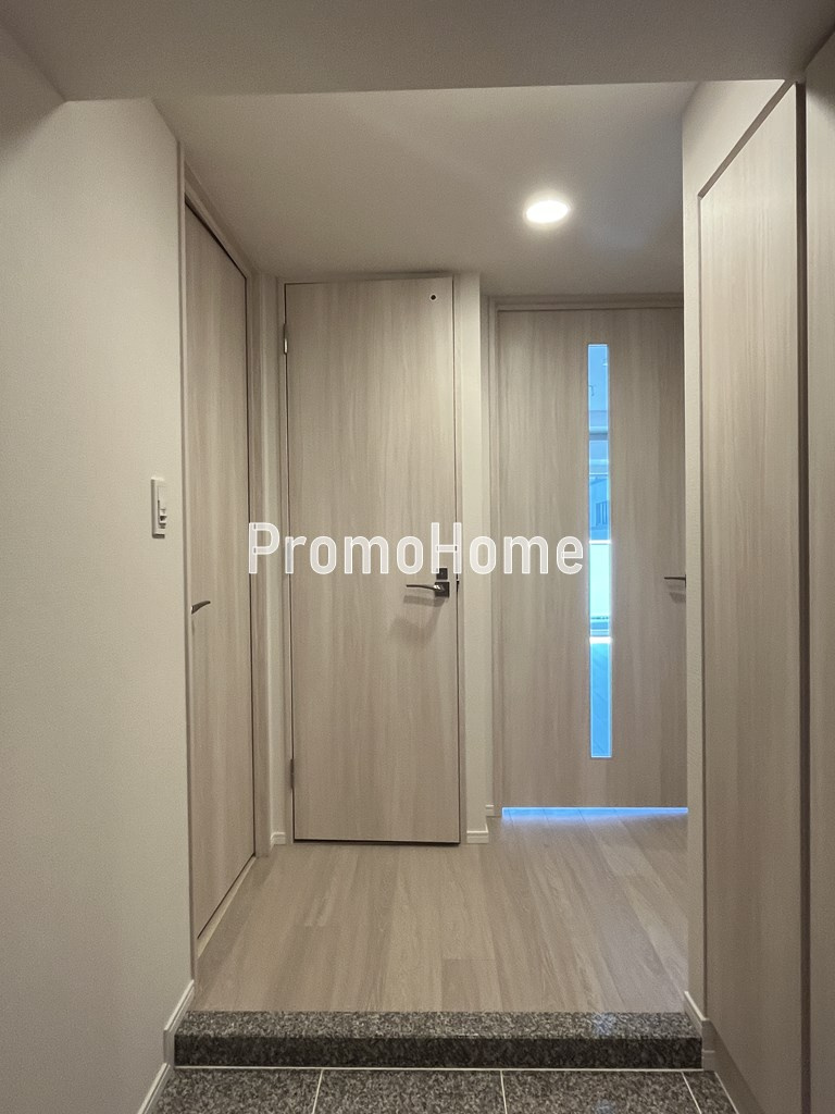 サンライズ茅場町の玄関