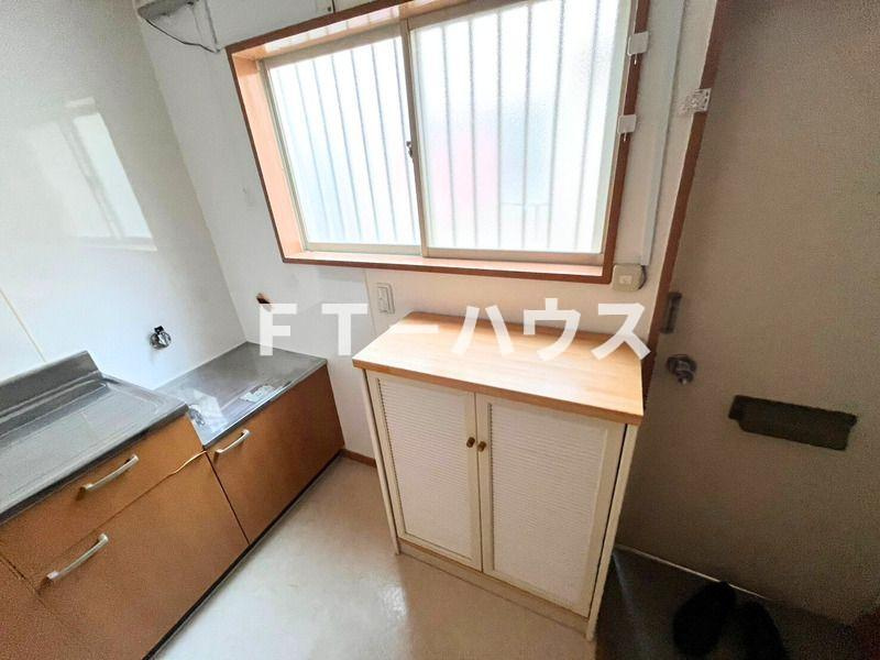 コーポ三山の玄関