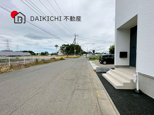 【前面道路含む現地写真】 | 吉見町東野第22　新築戸建　全2棟　1号棟