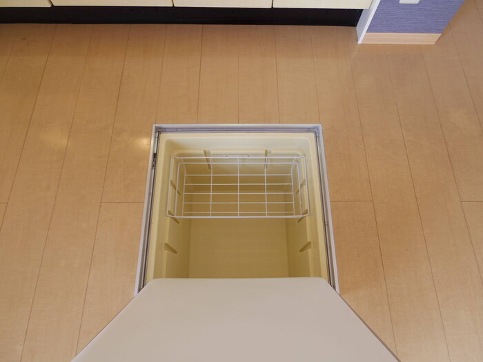 サウスコート Ｂ|室内物干し（雨の日などに重宝します）