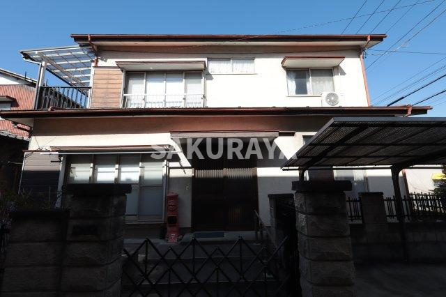 オサム貸家の外観