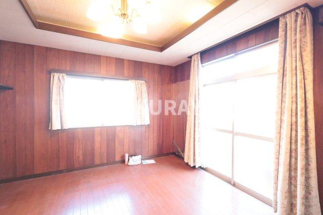 オサム貸家の洋室