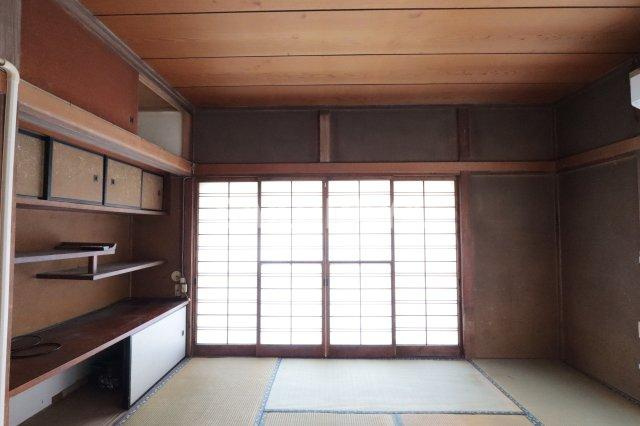 オサム貸家の和室