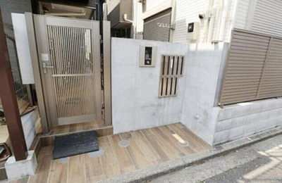 【エントランス】 | ベイルーム六浦A棟