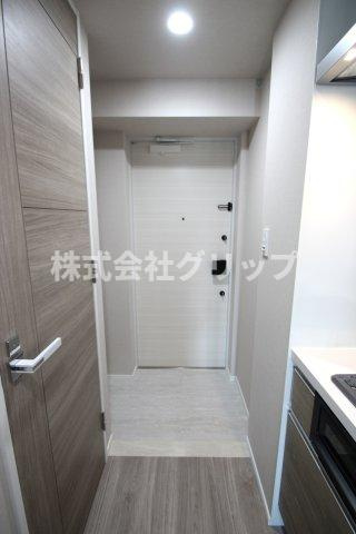 Le'a横濱和田町弐番館の玄関