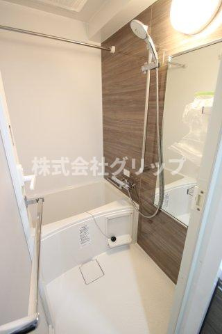 Le'a横濱和田町弐番館の浴室