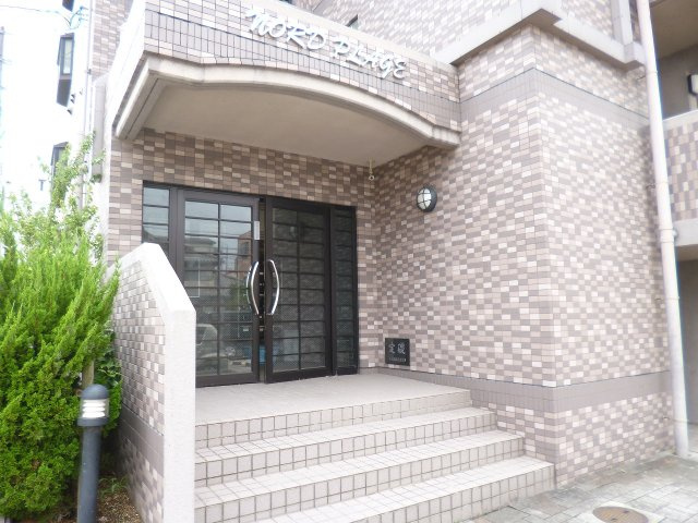 ノールプラージュのエントランス|清潔なエントランスです