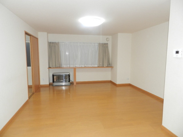 グランデールⅡの居間・リビング