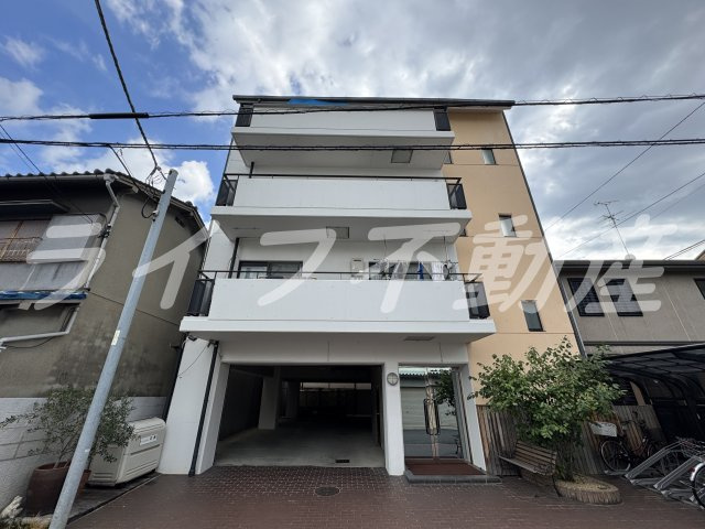マンション彩景の外観|外はこのようになっています