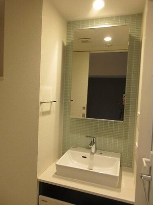 ライオンズ浅草橋ミレスの独立洗面台