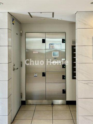 【設備】 | サンクレイドル新小岩 | 【宅配ボックス】在宅時・不在時に関わらず、居住者の代わりに非対面で宅配物を受け取ってくれる便利な設備です。わかりやすくご説明致しますので見学時にはお部屋だけではなく共用部分もぜひチェックしてください。