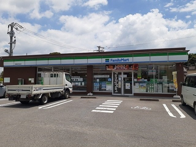 エルセラン　　刈谷市近郊の賃貸はクラスホーム刈谷店の周辺|ファミリーマート東浦緒川植山店まで130m
