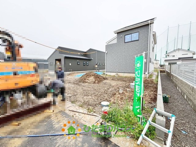 加須市日出安　新築一戸建て　03　リーブルガーデンの前面道路含む現地写真|2026/4/18　撮影