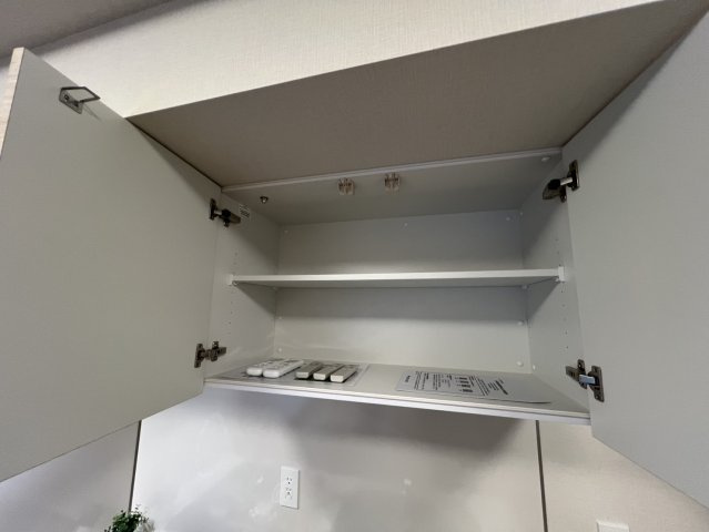 キッチン上に収納あって助かります！