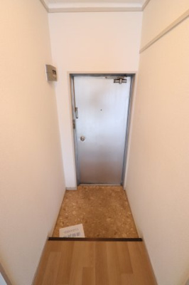 【玄関】 | ラ・フォーレつるみ