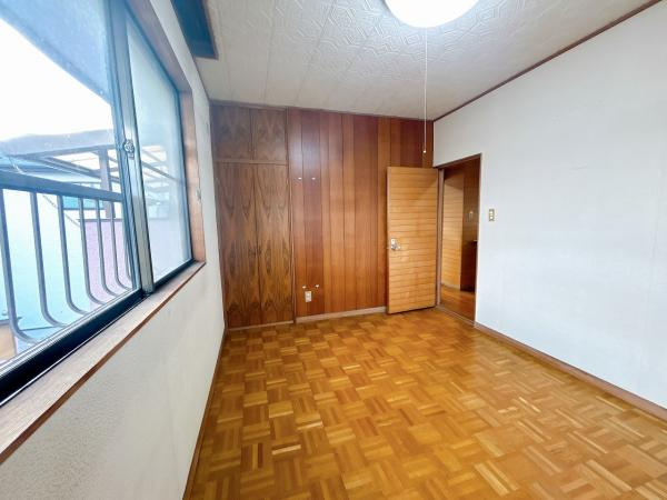 龍ケ崎市松葉１丁目　中古戸建の洋室|【内外装リフォーム中1/12更新】