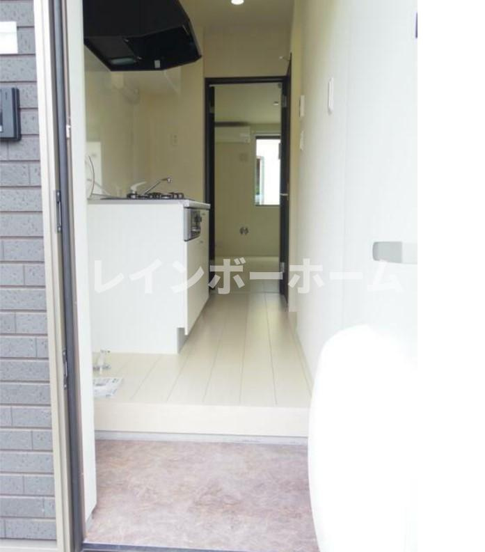 シャルロット幕張の玄関