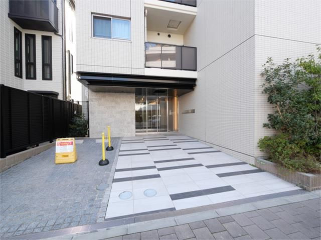 文京本駒込レジデンスのエントランス