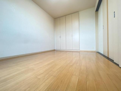 【内装】 | ネアポリス | 洋室