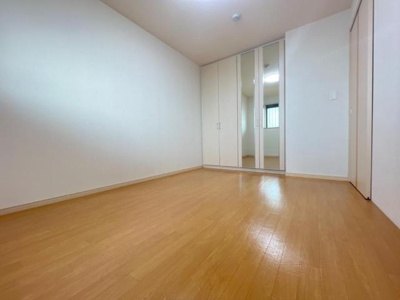 【内装】 | ネアポリス | 洋室