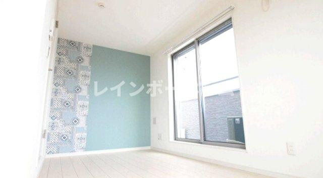 ワイズモダンの居間・リビング