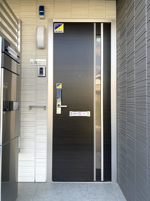 リヴィエールの玄関