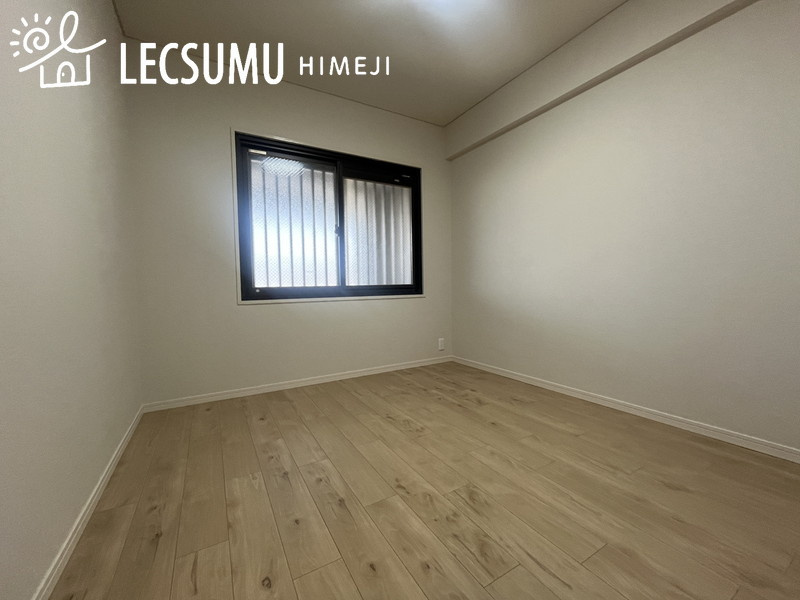 ネオハイツ姫路アメティ228の子供部屋