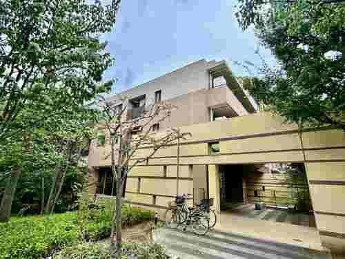 武蔵野レジデンス弐番街のエントランス