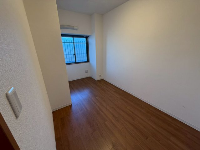 野村新瀬戸ヒルズ・ウインザーズパークイーストウイングの寝室